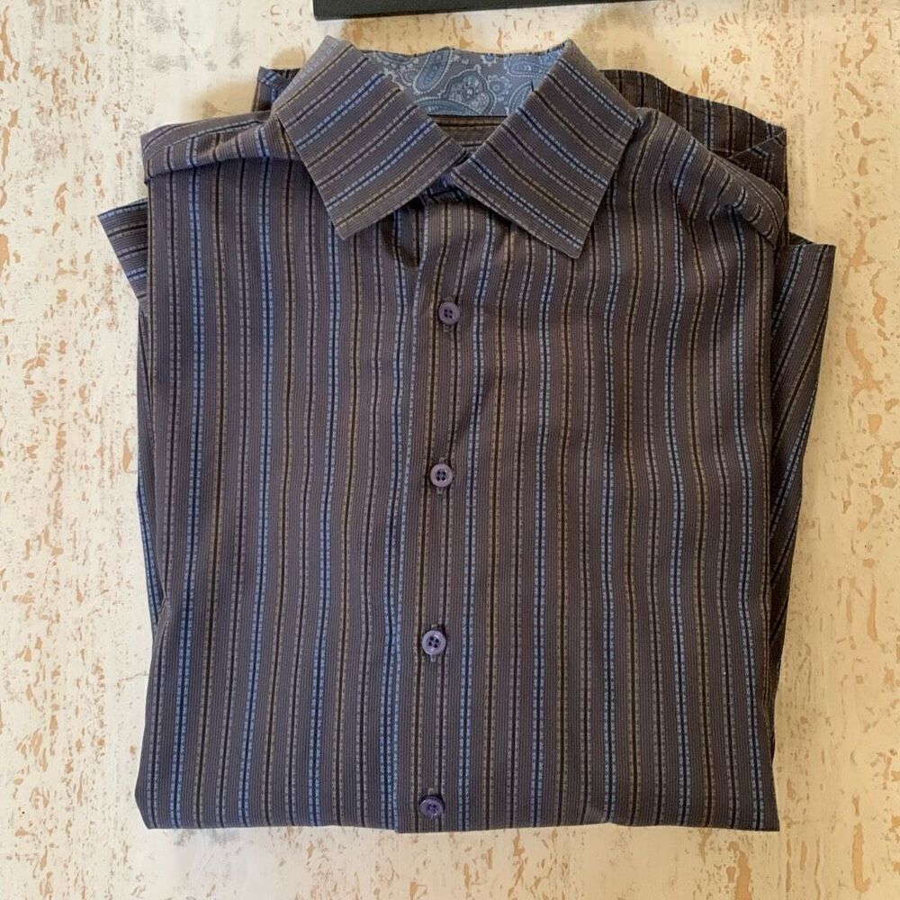 Johnathan Ogilvy 100% cotton button down shirt